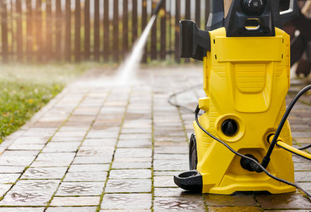 Best Animal Enclosure Cleaning  in Saddle River, NJ